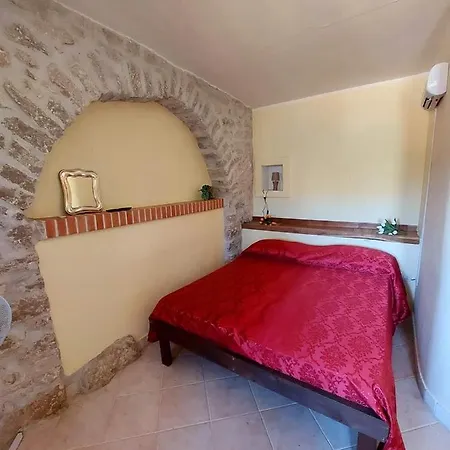 Antica Torre Couette-café 3*